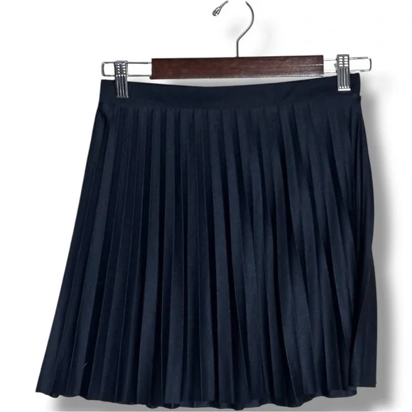 H&M Dark Navy Blue Pleated Fit and Flare High Waist Preppy Mini Skater Skirt - Picture 8 of 15